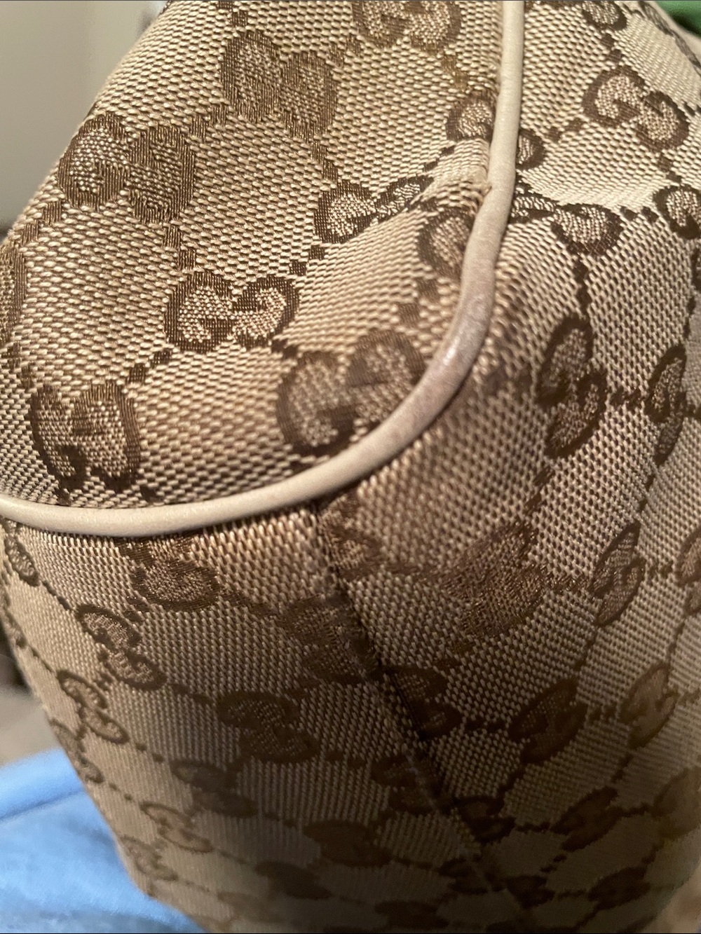 Gucci “Sukey” Beige GG Canvas Tote with Cream Trim and Gold Ring - Picture 14 of 15